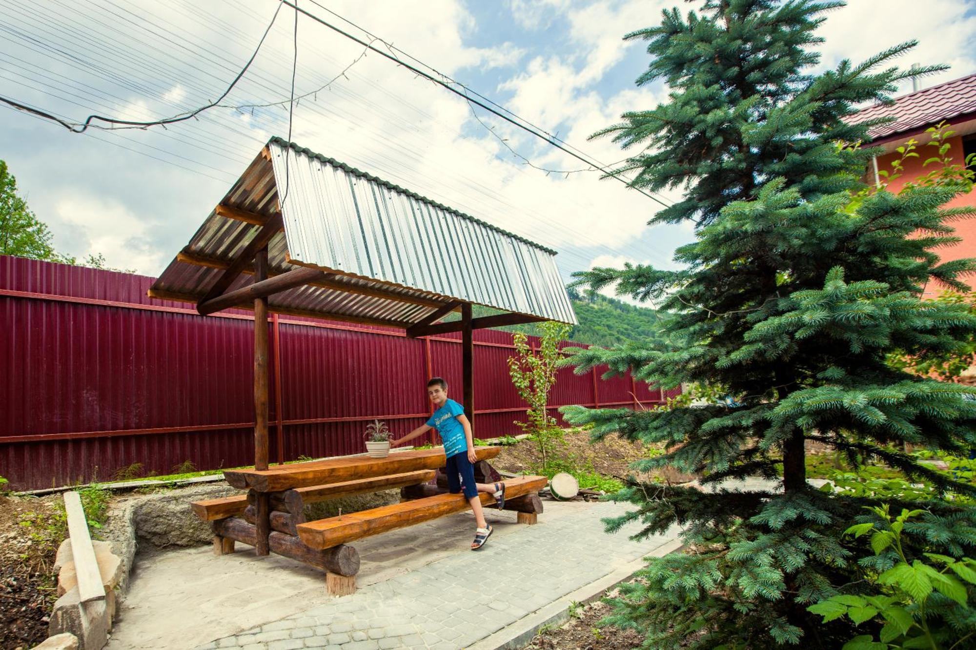 Bed and Breakfast Berizka Яремча Экстерьер фото