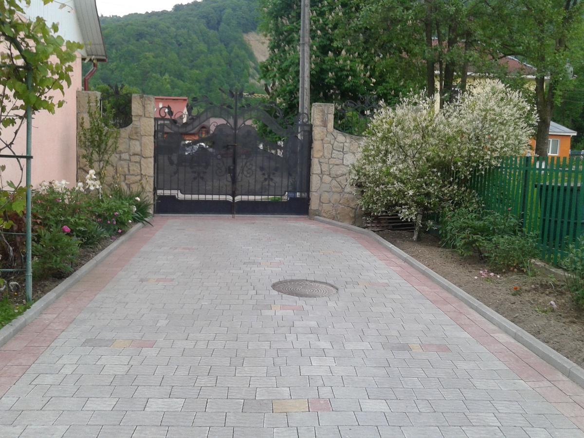 Bed and Breakfast Berizka Яремча Экстерьер фото